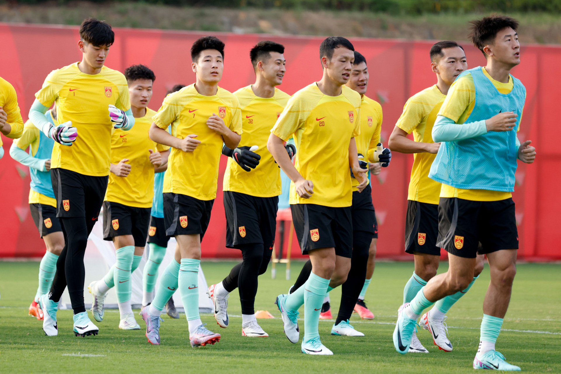 IM电竞-中国足球队在这次比赛中失利了,想到什么歇后语